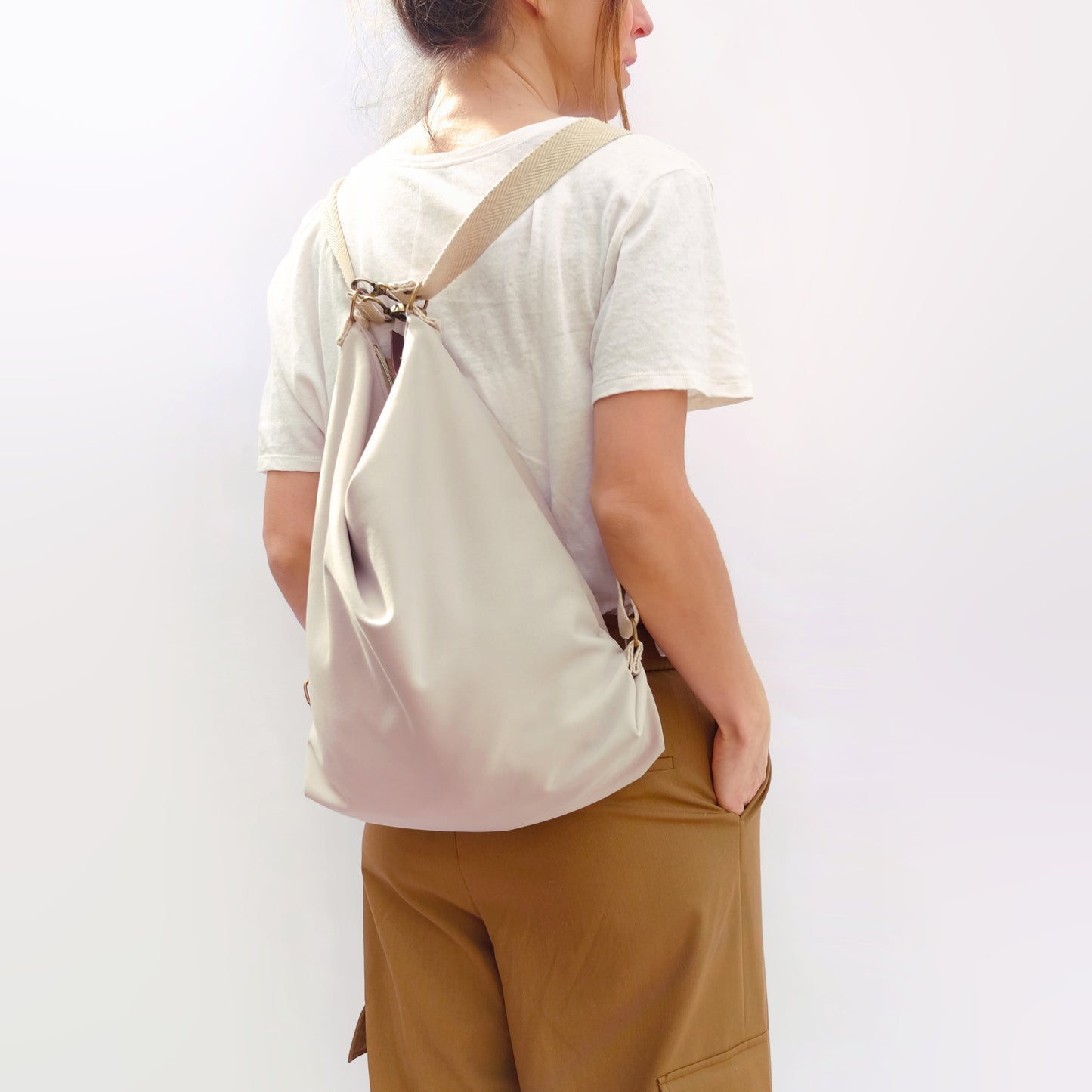 Coimbra Beige Impermeable (convertible en mochila)