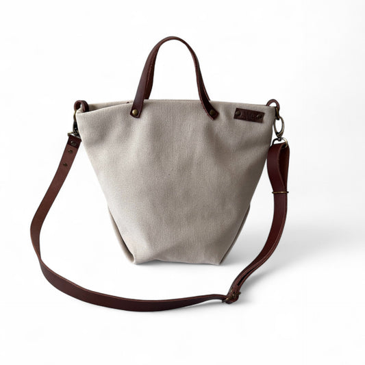 Hugo - bandolera y bolso de mano  beige