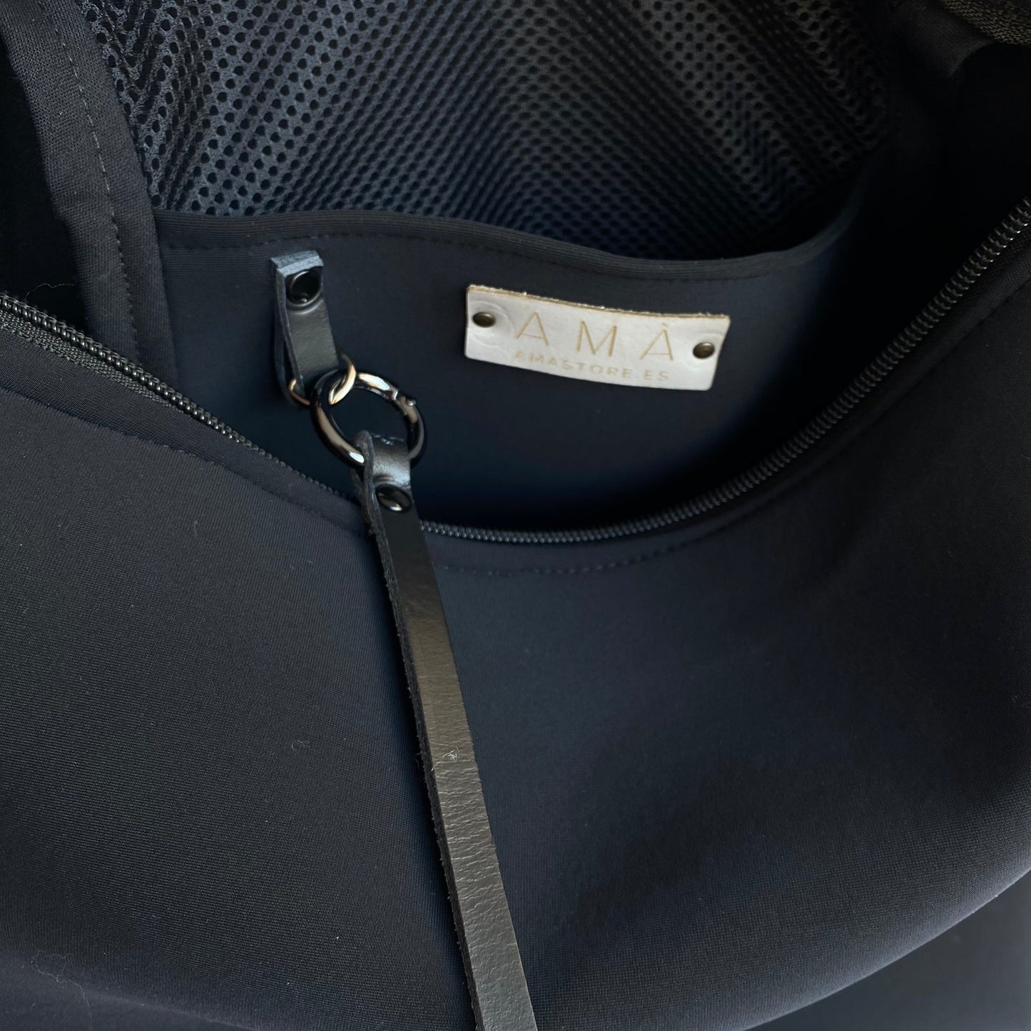 Coimbra Negro Impermeable(convertible en mochila)