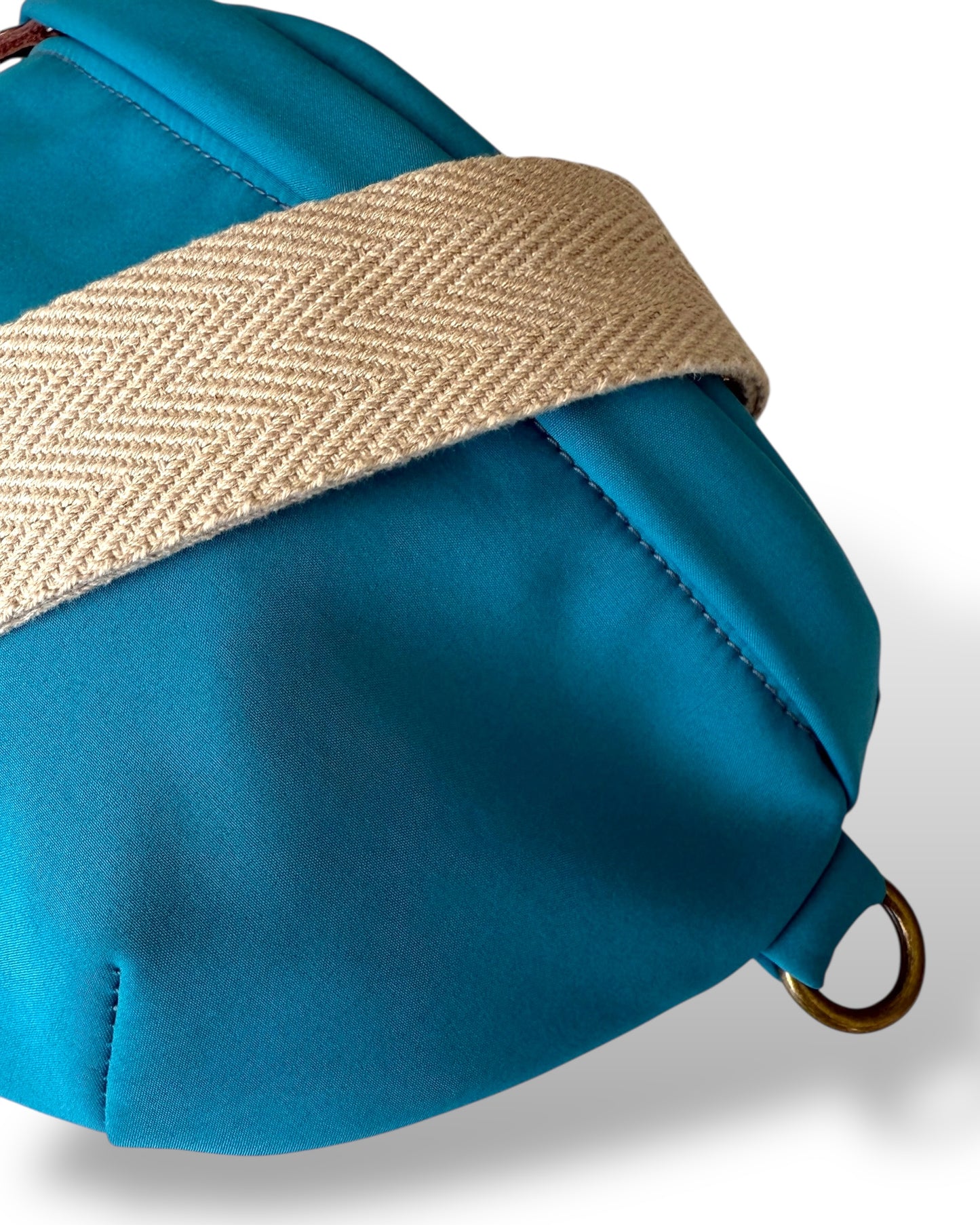 Riñonera Cobo impermeable  -  Turquesa