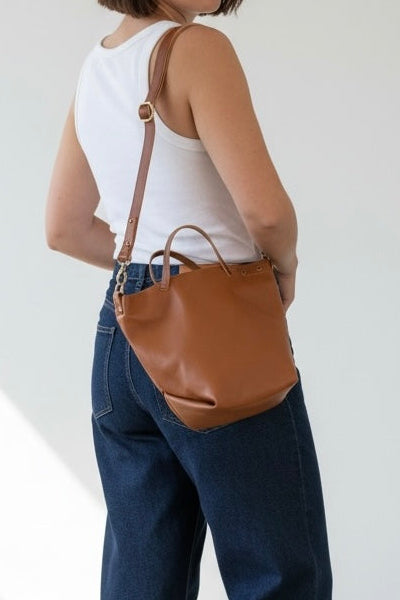 Hugo - bandolera y bolso de mano piel camel