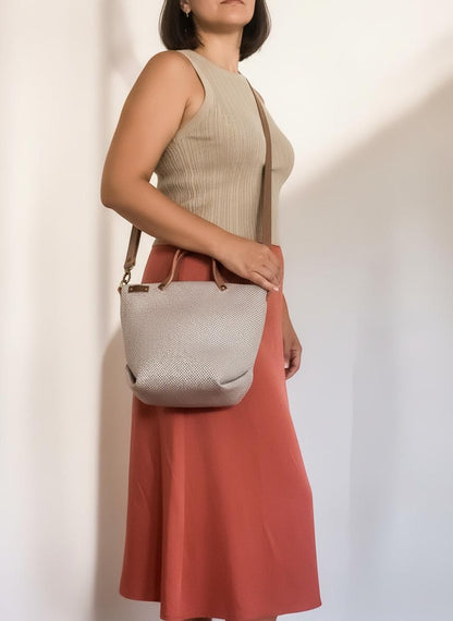 Hugo - bandolera y bolso de mano  Piedra 3D