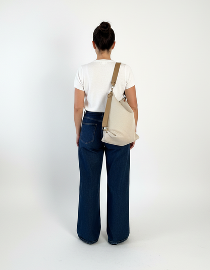 bolso convertible en mochila realizado a mano en barcelona, 3 opciones mochjla, tote bag o bandolera