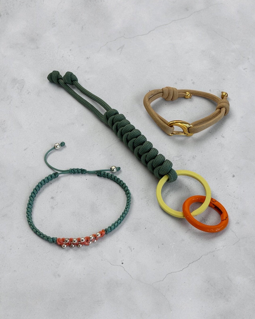 taller macramé barcelona, taller pulseras barcelona, macramé principiantes, taller creativo barcelona, actividades handmade barcelona, curso macramé barcelona, hacer pulseras macramé, taller artesanal barcelona, talleres creativos horta, ama barcelona