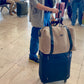 Bolsa de viaje, fin de semana, hecha a mano on opción de personalización de nombre, realizada de forma artesanal en Barcelona y opción de llevarla como mochila