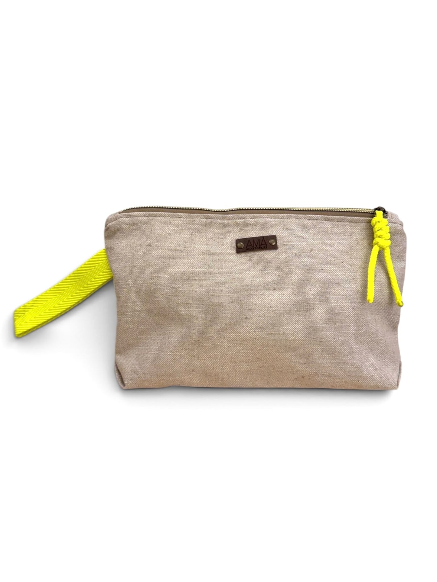 Bolsa de playa loneta color natural con correas color amarillo flúor realizado artesanalmente en Barcelona. Interior impermeable y necser a juego.