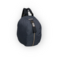 Mochila para casco negra impermable, realizada a mano en Barcelona en nuestro taller de retorno social. Capacidad para el casco de moto, casco de bici..